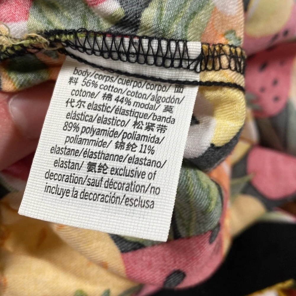 VS PINK • Fruity Sleep Boxers - Picture 4 of 9